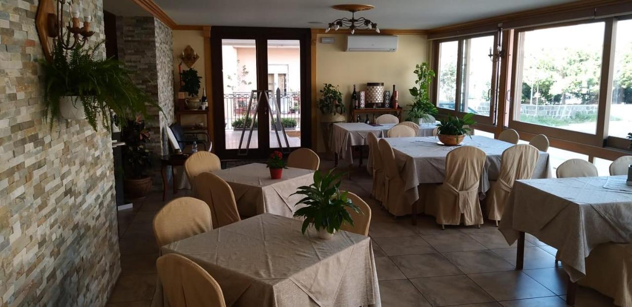 Hotel La Conca Villa San Giovanni Bagian luar foto