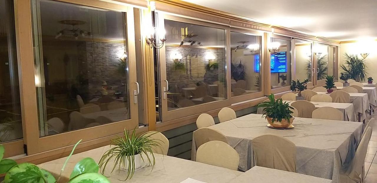Hotel La Conca Villa San Giovanni Bagian luar foto