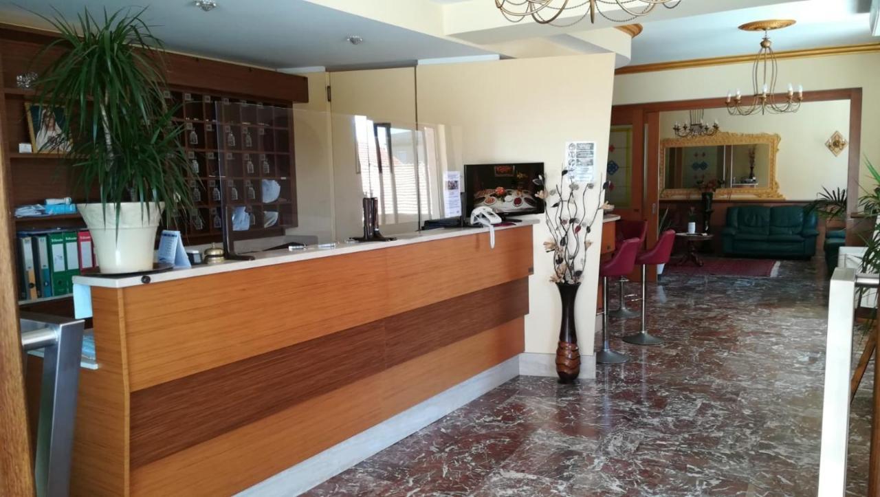 Hotel La Conca Villa San Giovanni Bagian luar foto