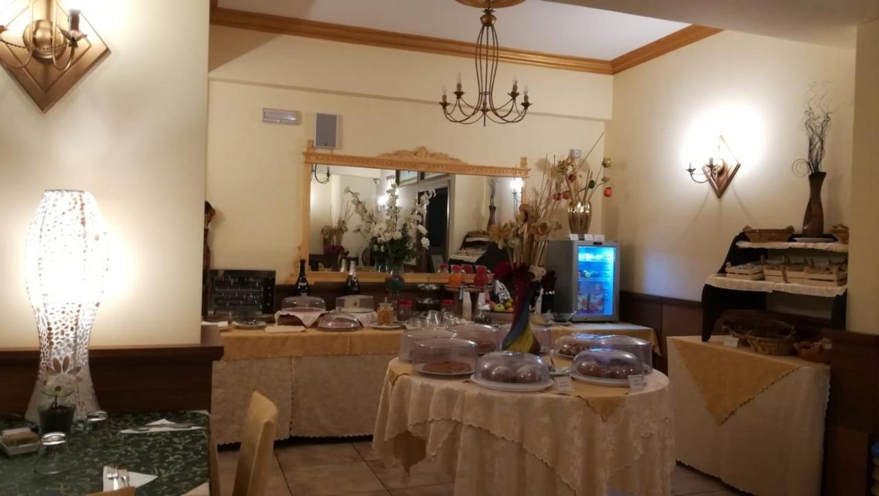 Hotel La Conca Villa San Giovanni Bagian luar foto